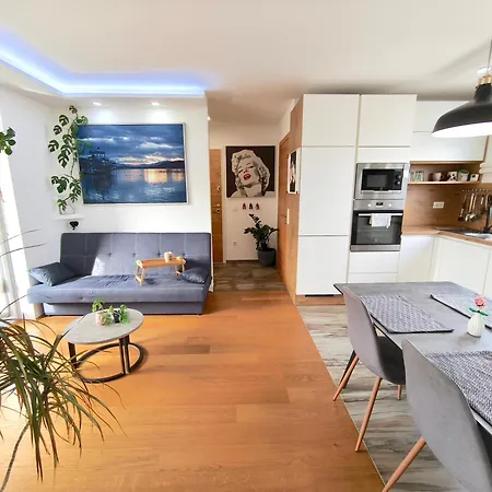 Family Nest Near Ljubljana With Free Parking *